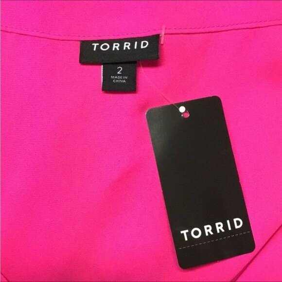 Torrid Women’s Short Sleeve V Neck Georgette Cage Front Flowy Blouse, Size 2X - Picture 7 of 10